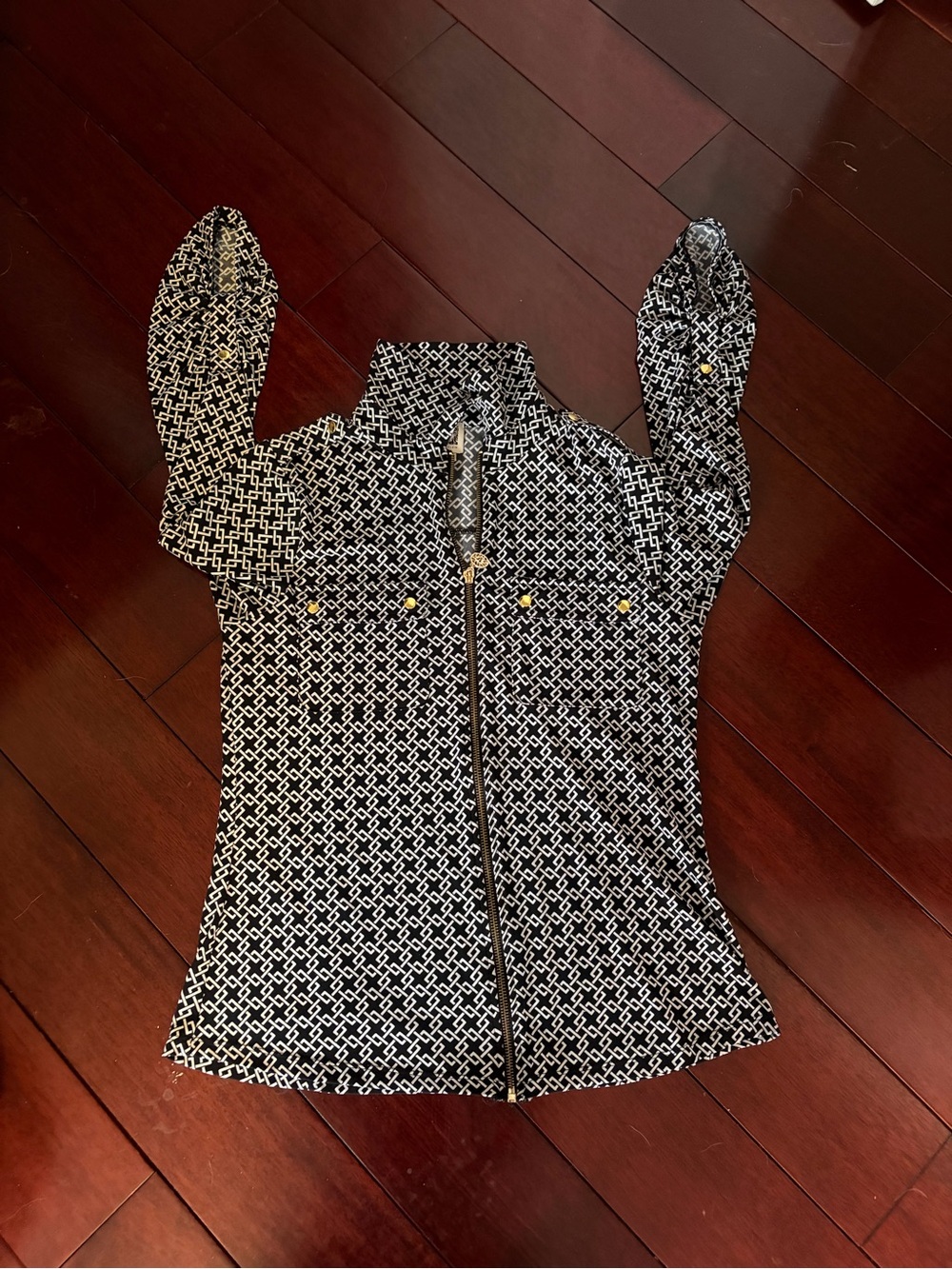 Anne Klein Black and White Geometric Zip-Front Shirt